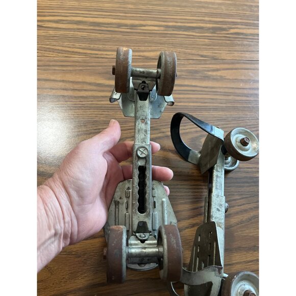 Vintage metal adjustable Super Skates - Picture 6 of 6